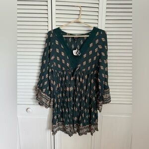 Angie Green Floral Women's Top